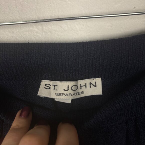 St. John 12 Womens Santana Knit Shorts Old Money Quiet Luxury Culottes - Picture 4 of 7